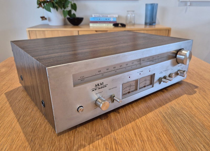 Classic Japanese-made Akai AT-2600 Stereo Tuner Carousel 1