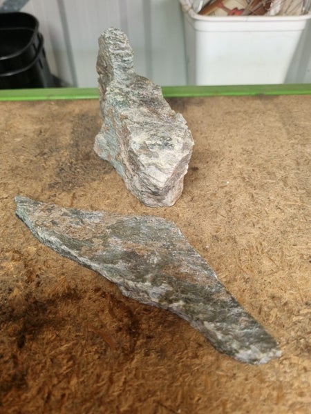 Greenstone Pieces X 2 Carousel 2