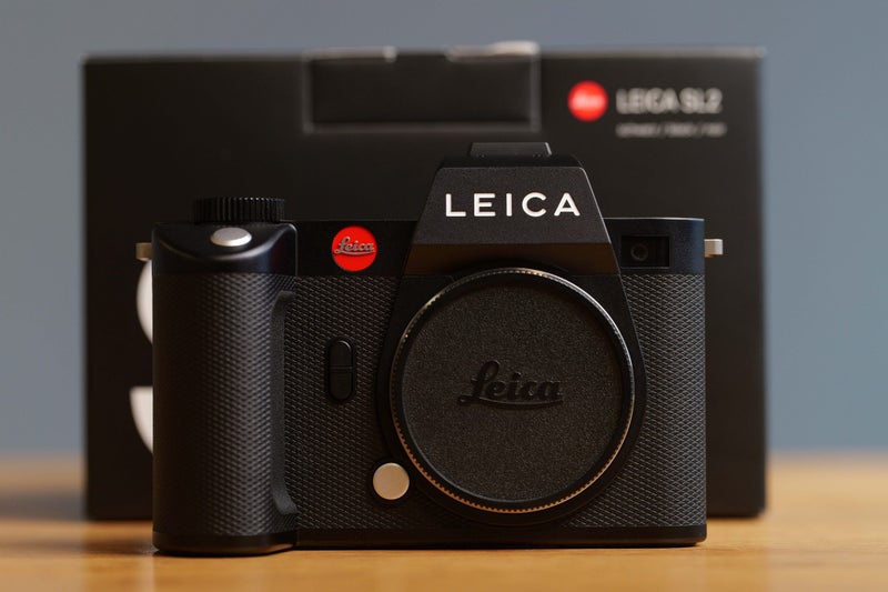 Leica SL2 Camera body with extra battery Carousel 1