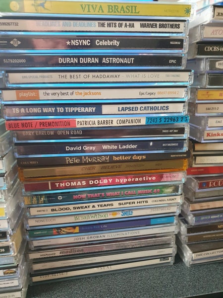 100 x CD Mostly Pop Carousel 2