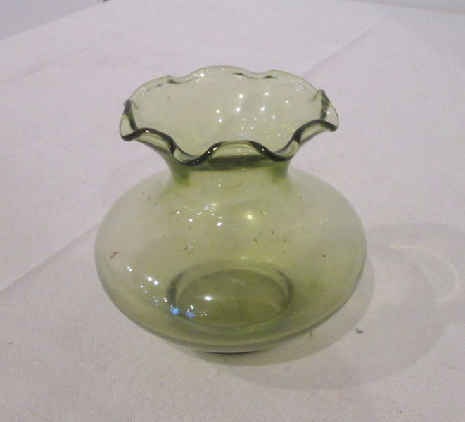 Green Glass Vase Carousel 1