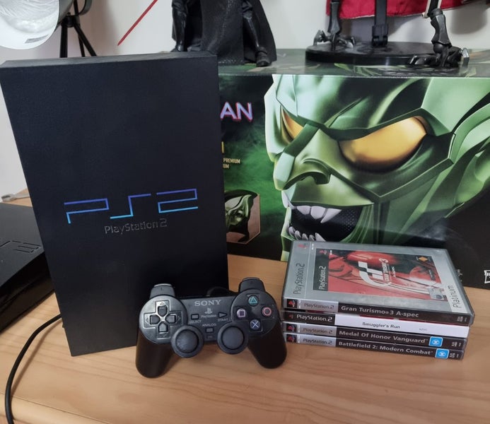 Playstation 2 Console Bundle Carousel 1