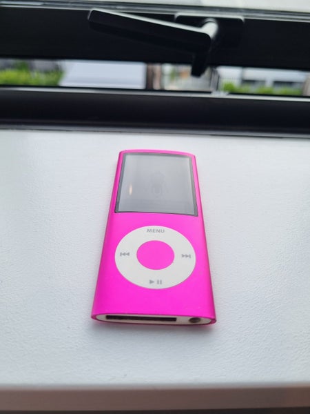 iPod Nano 8GB - Pink - model A1285 Carousel 6