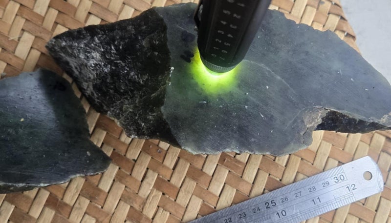 Genuine NZ Pounamu/Greenstone Rough Block Carousel 2