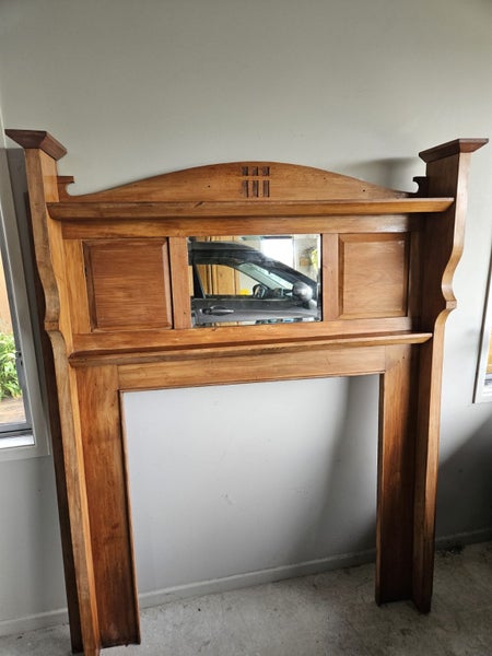 Rimu Arts & Crafts Fire Surround Carousel 1
