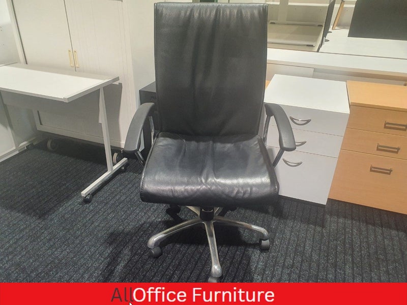 Executive hight back office chair Carousel 1