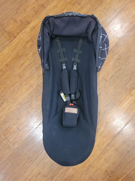 Carrycot Plus for Mountain Buggy Duet Carousel 3