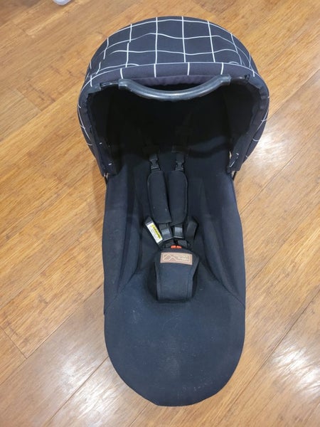 Carrycot Plus for Mountain Buggy Duet Carousel 2
