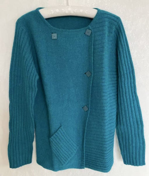 Angora Merino blend knitted sweater Carousel 1
