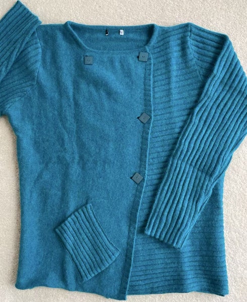 Angora Merino blend knitted sweater Carousel 2