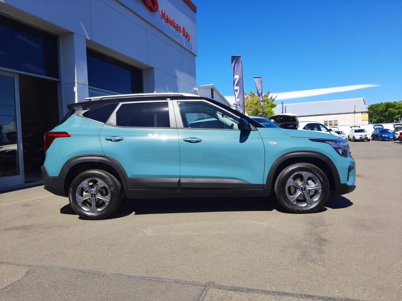 2025 Kia Seltos LX 2.0P62863273519618112