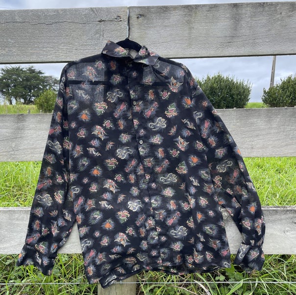 Glamour Pussy Vintage Shirt Carousel 1