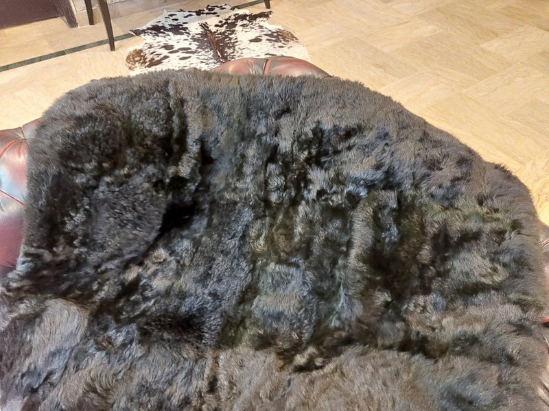 New Single Dark Green Real NZ Possum Full Fur Throw - No Reserve! - B6370 Carousel 2