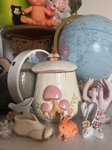 Kitsch / retro lot cookie jars porcelain Carousel 1