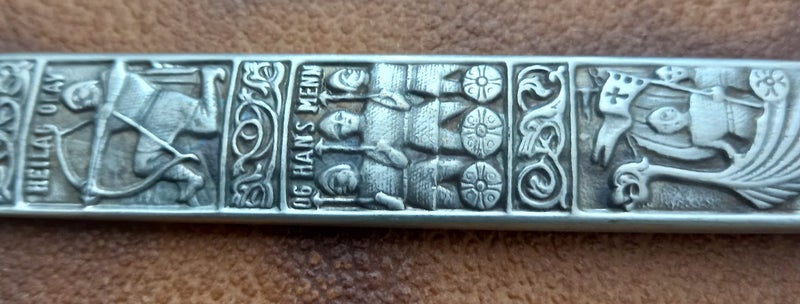 Vintage bottle opener Carousel 2