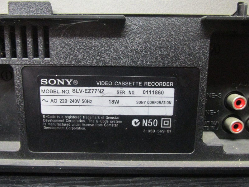 Sony SLV-EZ77NZ Hi-Fi Stereo VHS Tape Recorder Carousel 4