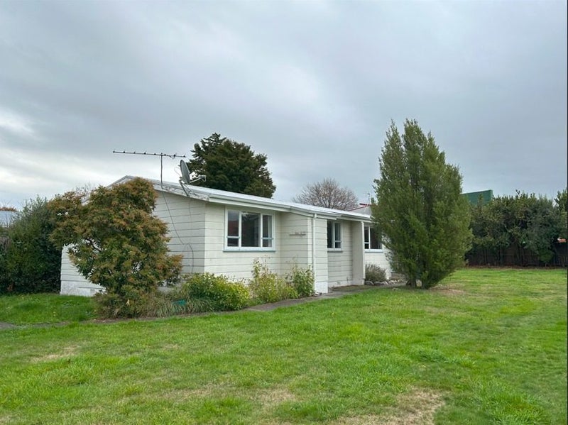 Image 1 of 8