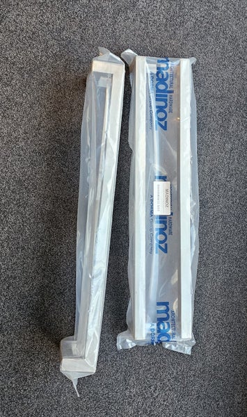 Door handles, exterior/ entrance stainless marine grade, offset. Madinoz Dorma Carousel 9
