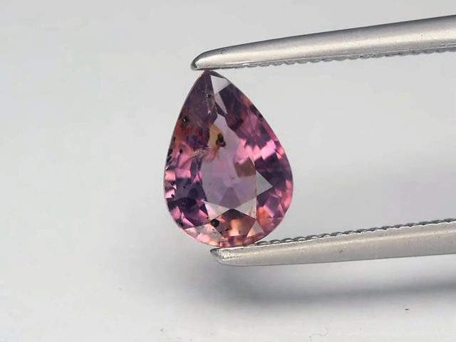 $1 RES * Buy Now $1,525.00 * 0.85ct Pear Pinkish Purple SAPPHIRE Gemstone Carousel 2