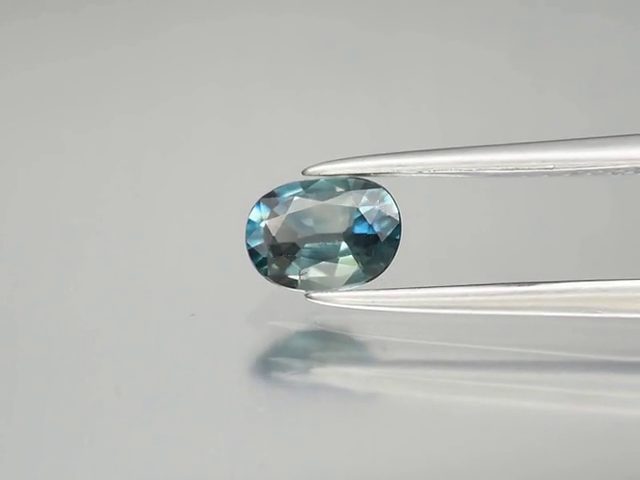 $1 RES * Buy Now $1,499.00 * 0.75ct Oval Blue Green VS SAPPHIRE Loose Gemstone Carousel 2