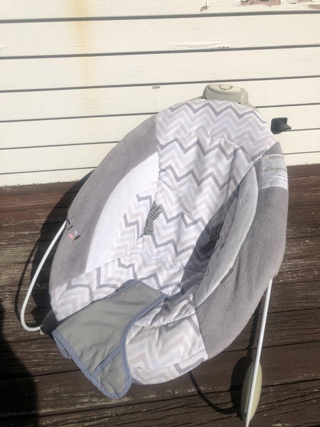 Baby Bouncer Seat. Carousel 3