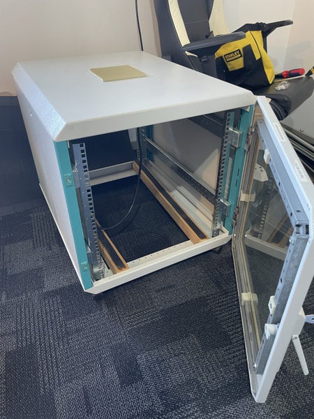 Mini Server Rack Cabinet Carousel 2