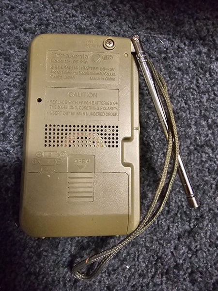 Panasonic RF-P50 Radio FM/AM Carousel 3