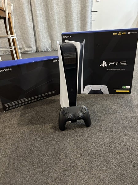 PS5 Digital Edition Carousel 1