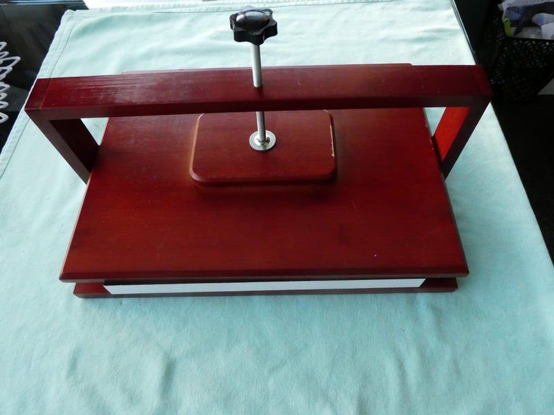 Book Press Carousel 1