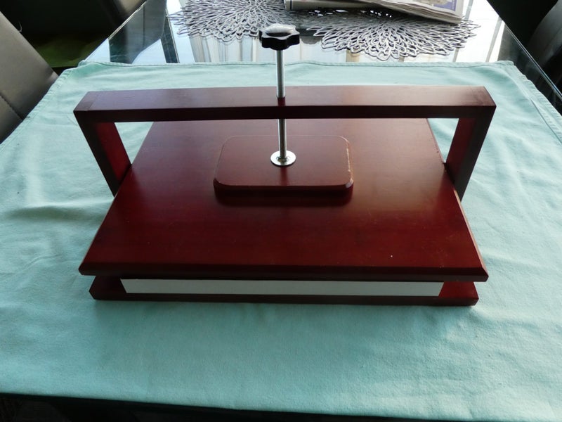 Book Press Carousel 2