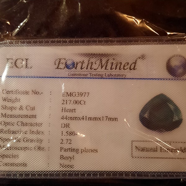 Large 217 CT High Quality Heart Shaped Natural Emerald Gemstone with cert Carousel 8