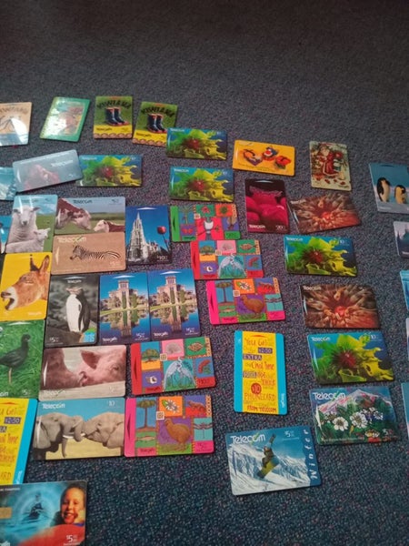 Bulk lot of Telecom Phonecards Carousel 6