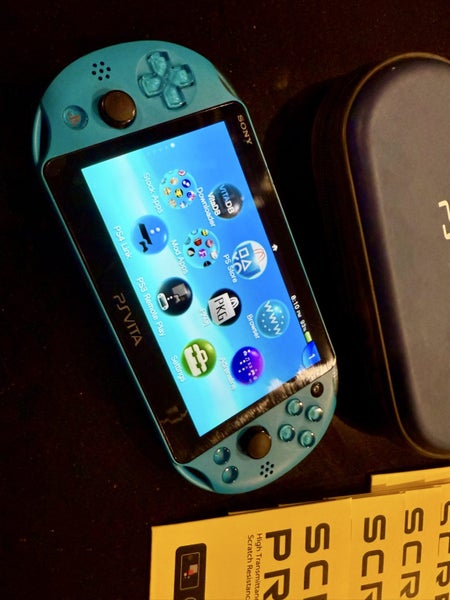 PS Vita Console Aqua Blue 512GB + Acessories Carousel 2