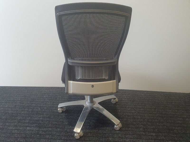 Life Chair by Formway Carousel 2