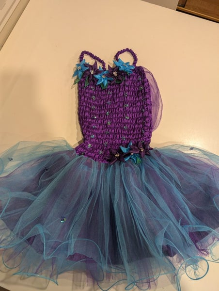 Beautiful fairy dresses + shoes. New + near new Carousel 2