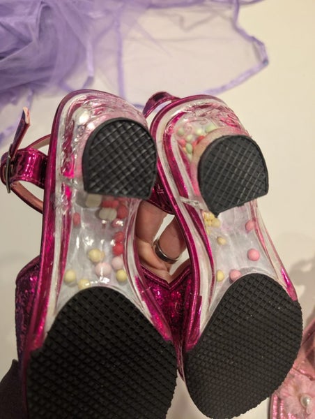 Beautiful fairy dresses + shoes. New + near new Carousel 8