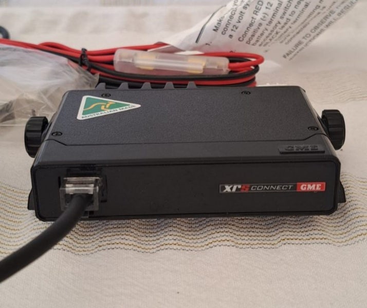 GME XRS 330C UHF CB Radio and Accessories Carousel 2