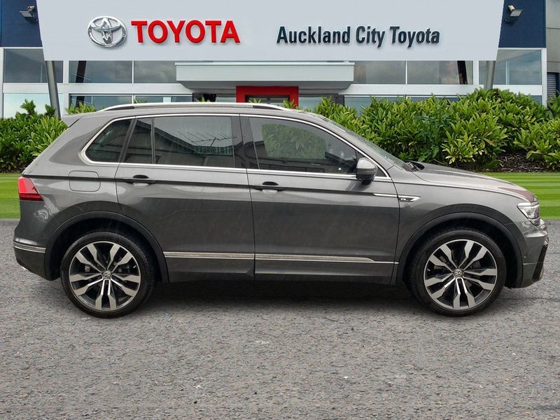 2018 Volkswagen Tiguan TSI R-LINE AWD 2.0 Ltr P...62864756374658114