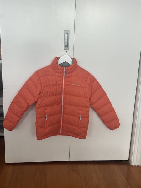 Macpac Puffer size 8 Carousel 1