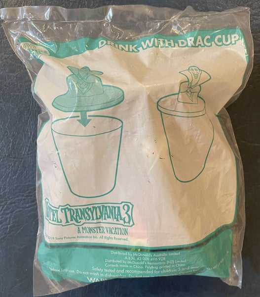 Hotel Transylvania cup Carousel 1