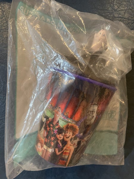 Hotel Transylvania cup Carousel 2