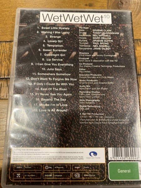 Wet Wet Wet Playing Away At Home DVD Carousel 2