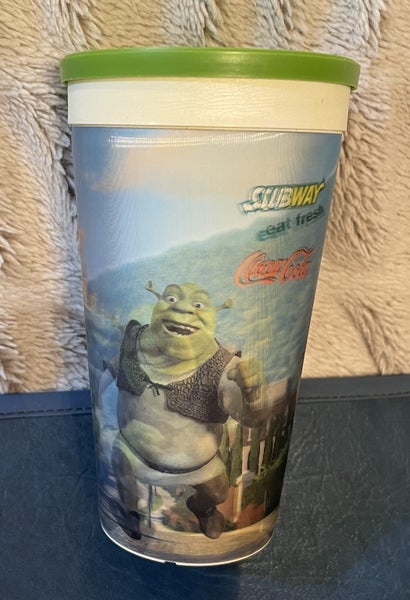 Shred 2 lenticular cup and lid Carousel 2