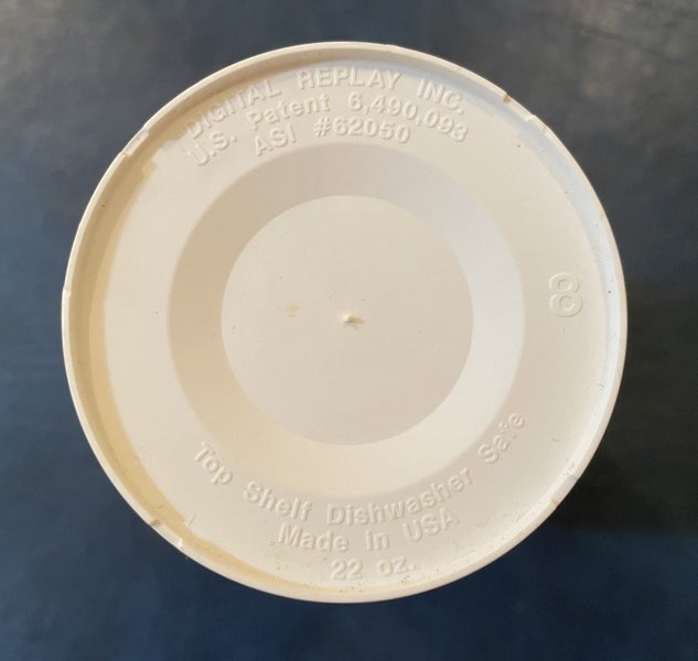 Shred 2 lenticular cup and lid Carousel 6