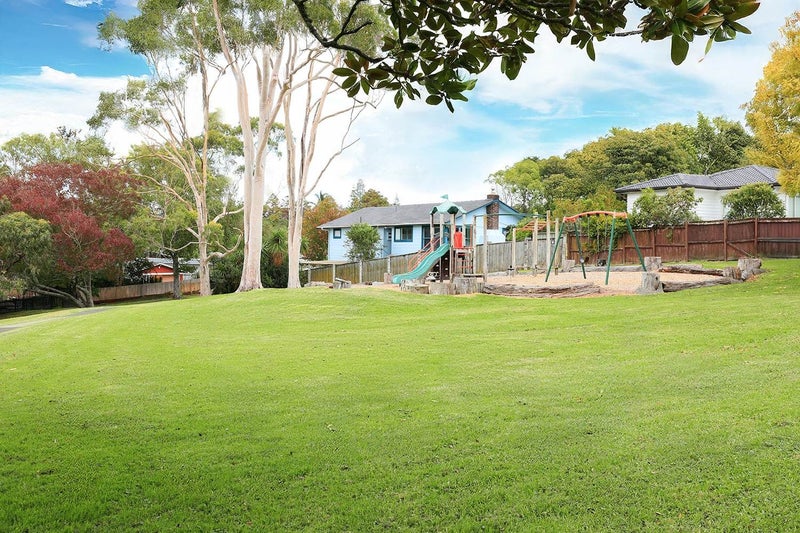 Image 2 of 27