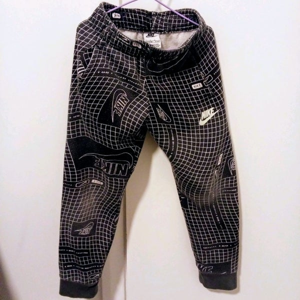 Kids Nike tracksuit Carousel 2