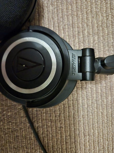 Audio-technica headphones ath-m50x Carousel 7