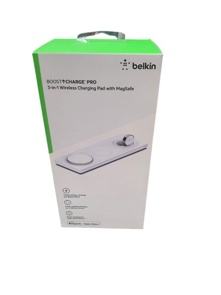 Belkin Boost Charge Pro 3-in-1 Wireless Charging Pad with MagSafe Carousel 2