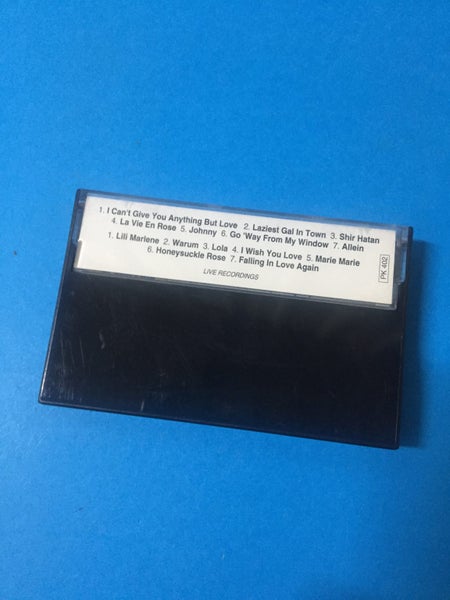 Marlene Dietrich: Lili Marlene (Cassette) Carousel 2