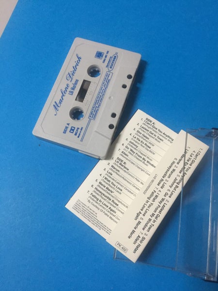 Marlene Dietrich: Lili Marlene (Cassette) Carousel 3